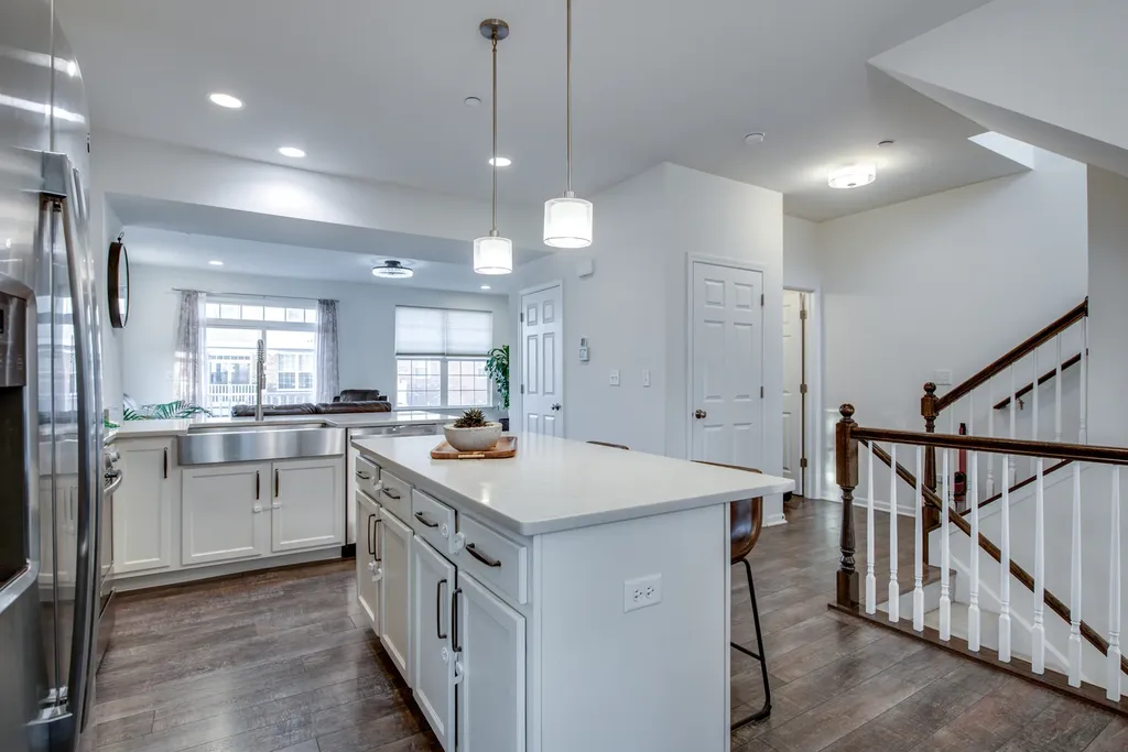4477 Monroe Court Naperville IL 60564