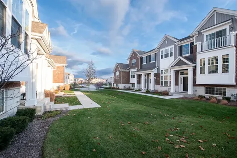 4477 Monroe Court Naperville IL 60564