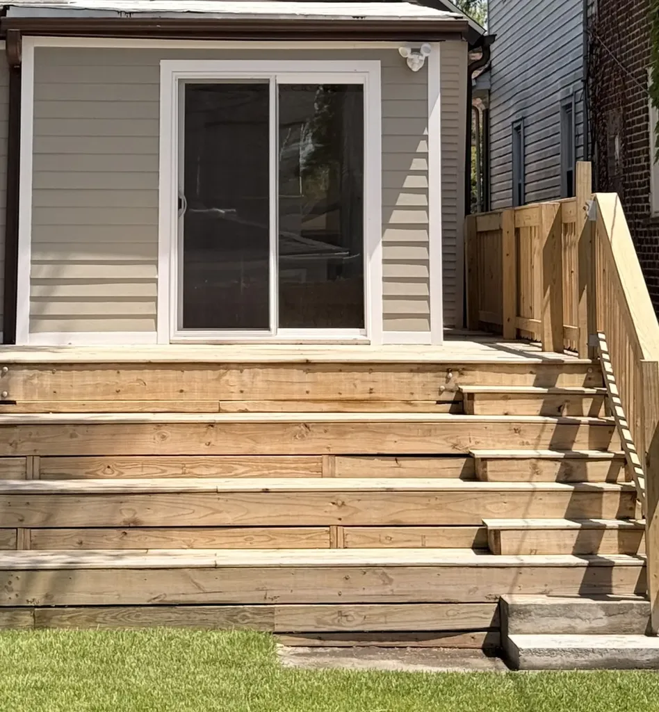6334 South Saint Lawrence Avenue Chicago IL 60637