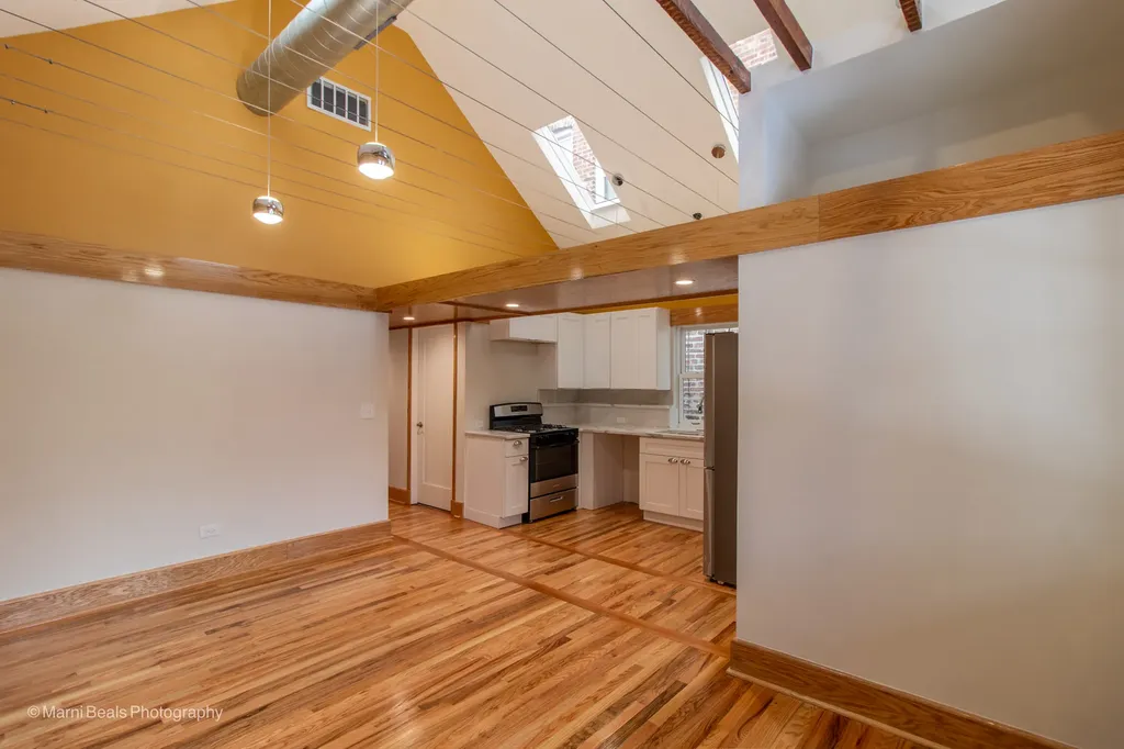 6334 South Saint Lawrence Avenue Chicago IL 60637