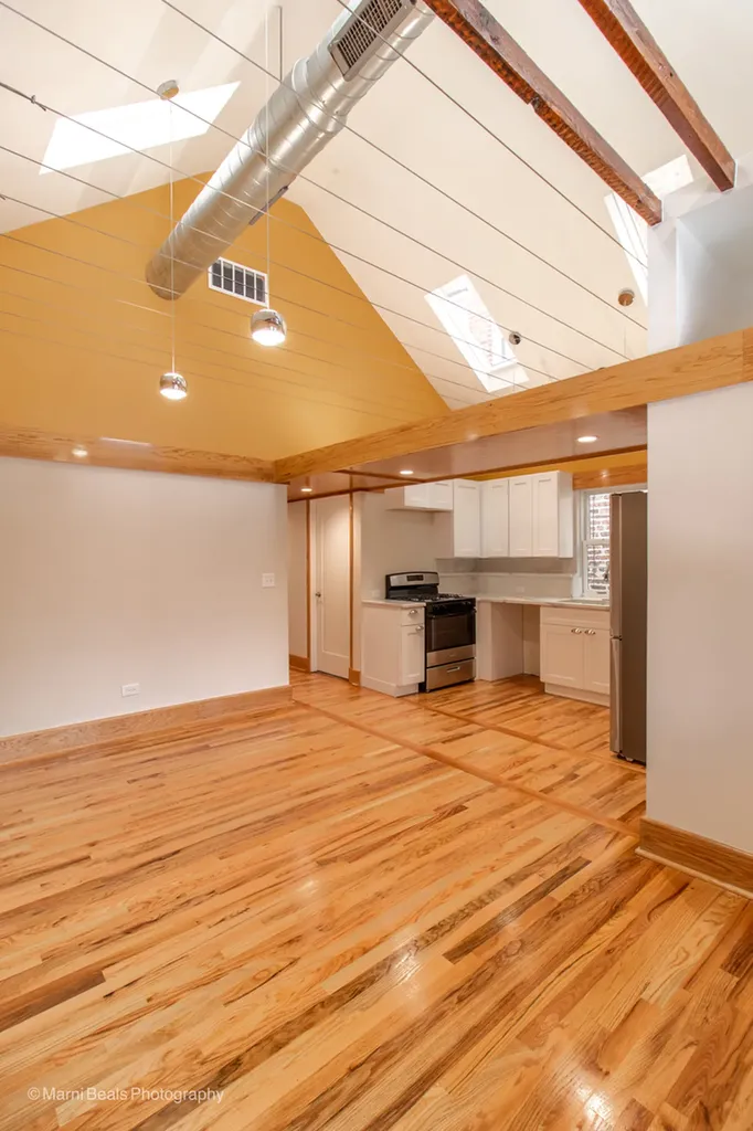 6334 South Saint Lawrence Avenue Chicago IL 60637