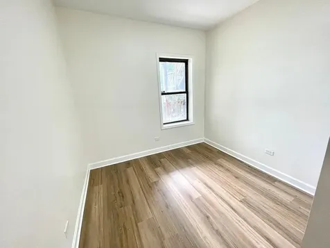 5623 South Prairie Avenue Chicago IL 60637