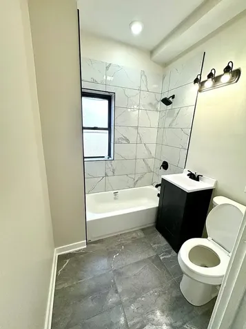 5623 South Prairie Avenue Chicago IL 60637
