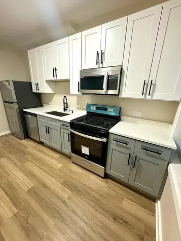 5623 South Prairie Avenue Chicago IL 60637