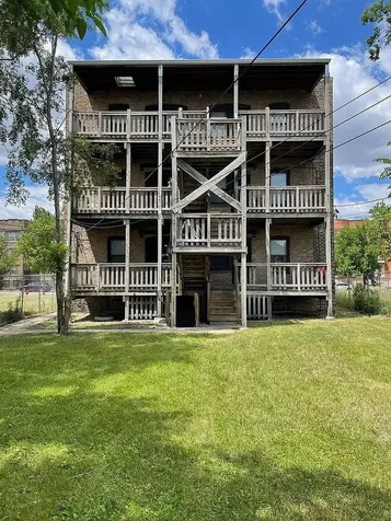 5623 South Prairie Avenue Chicago IL 60637