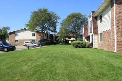 3018 Roberts Drive Woodridge IL 60517