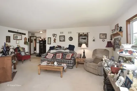 232 Johnson Street Hampshire IL 60140