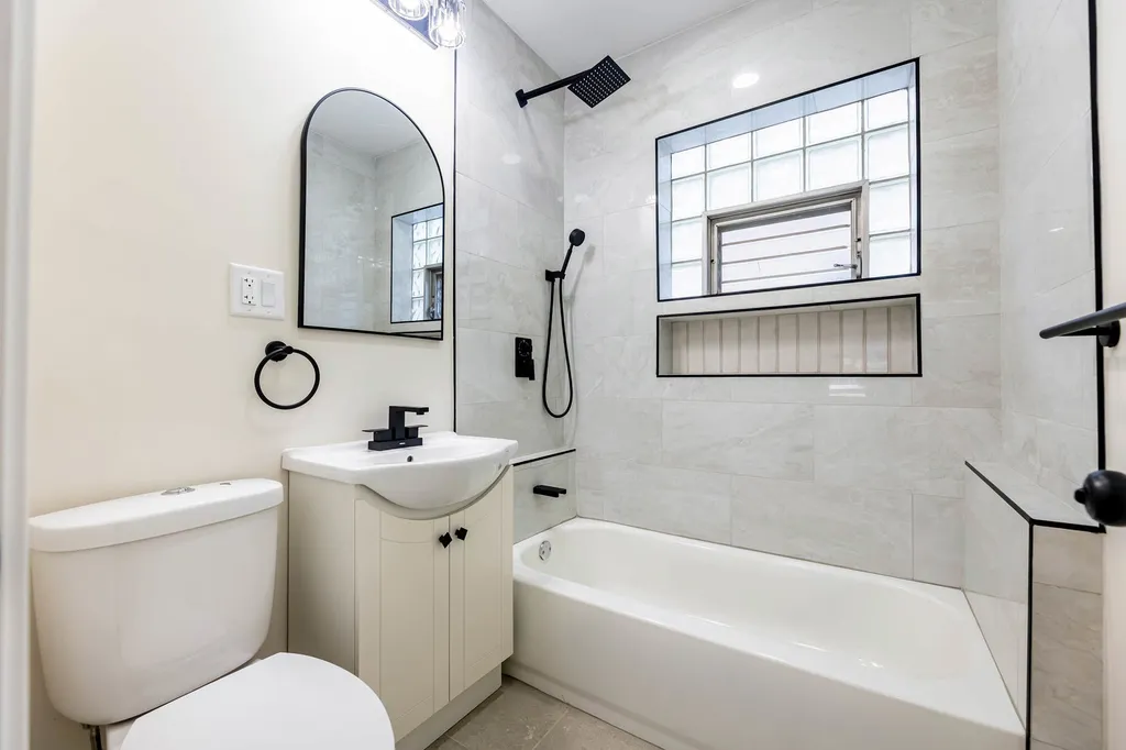 5535 South Fairfield Avenue Chicago IL 60629