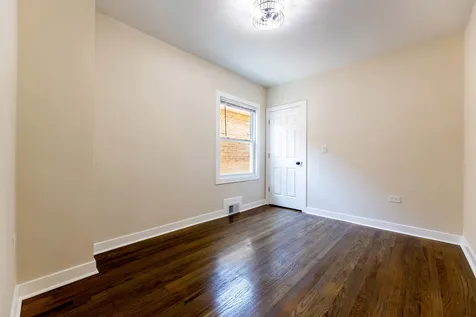 5535 South Fairfield Avenue Chicago IL 60629
