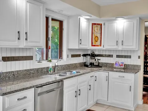 1441 Ramsey Close Rockford IL 61107