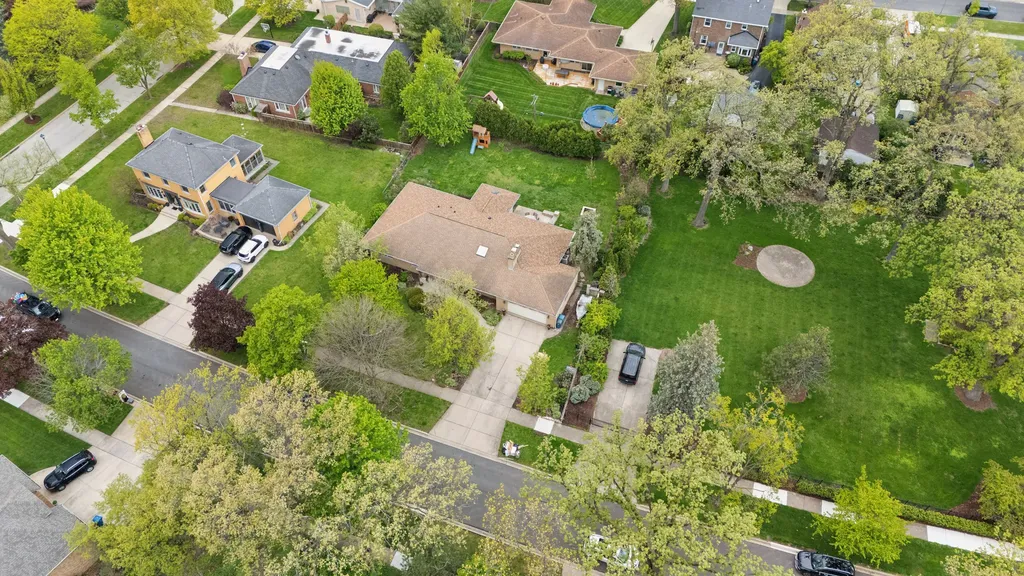 459 East Ridge Avenue Elmhurst IL 60126