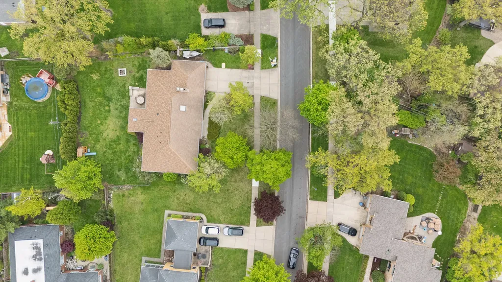 459 East Ridge Avenue Elmhurst IL 60126