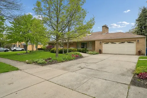 459 East Ridge Avenue Elmhurst IL 60126