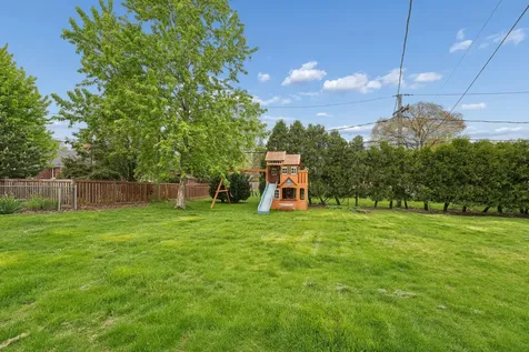 459 East Ridge Avenue Elmhurst IL 60126