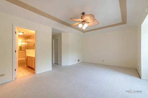 2207 Seaver Lane Hoffman Estates IL 60169