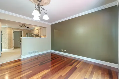 2207 Seaver Lane Hoffman Estates IL 60169
