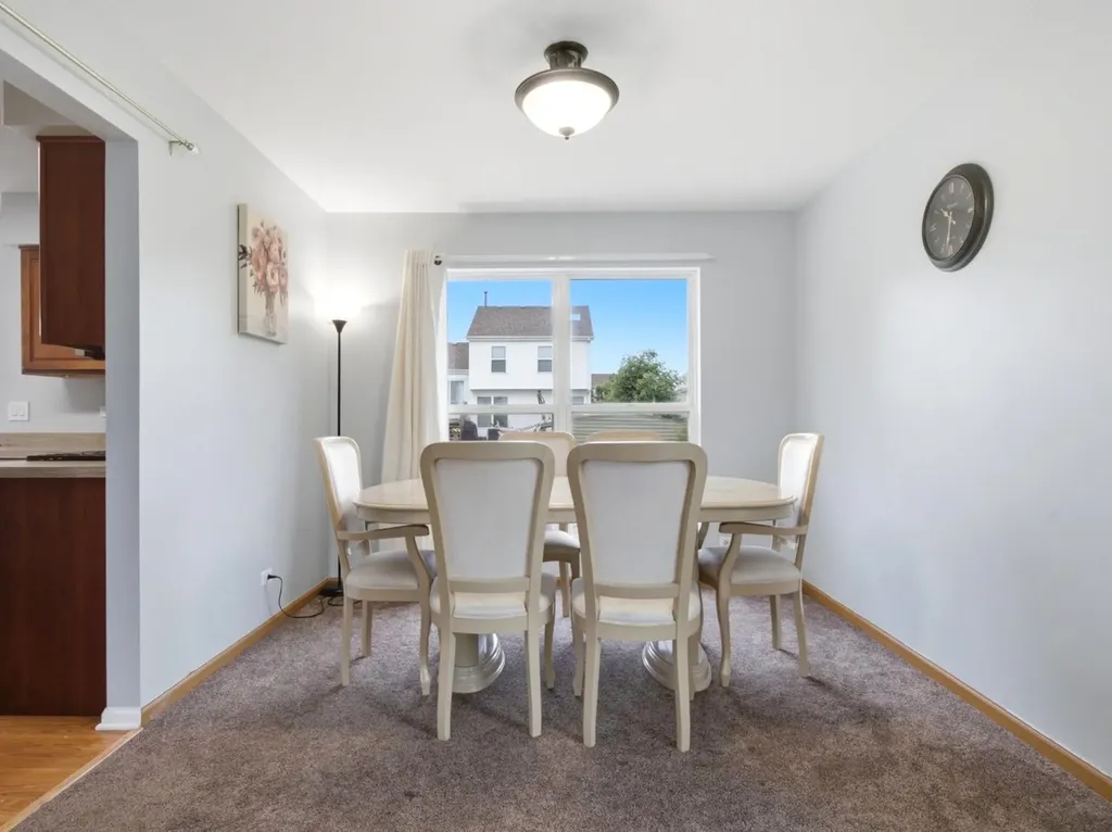 601 Greystone Lane Bolingbrook IL 60440