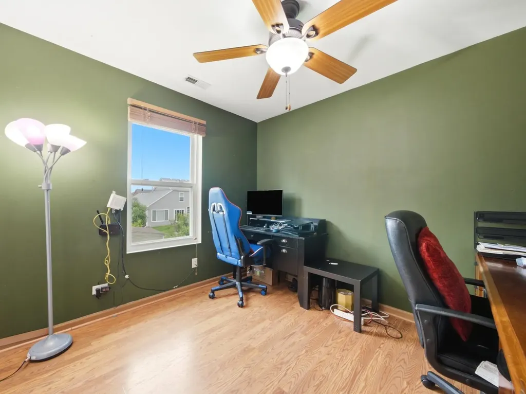 601 Greystone Lane Bolingbrook IL 60440