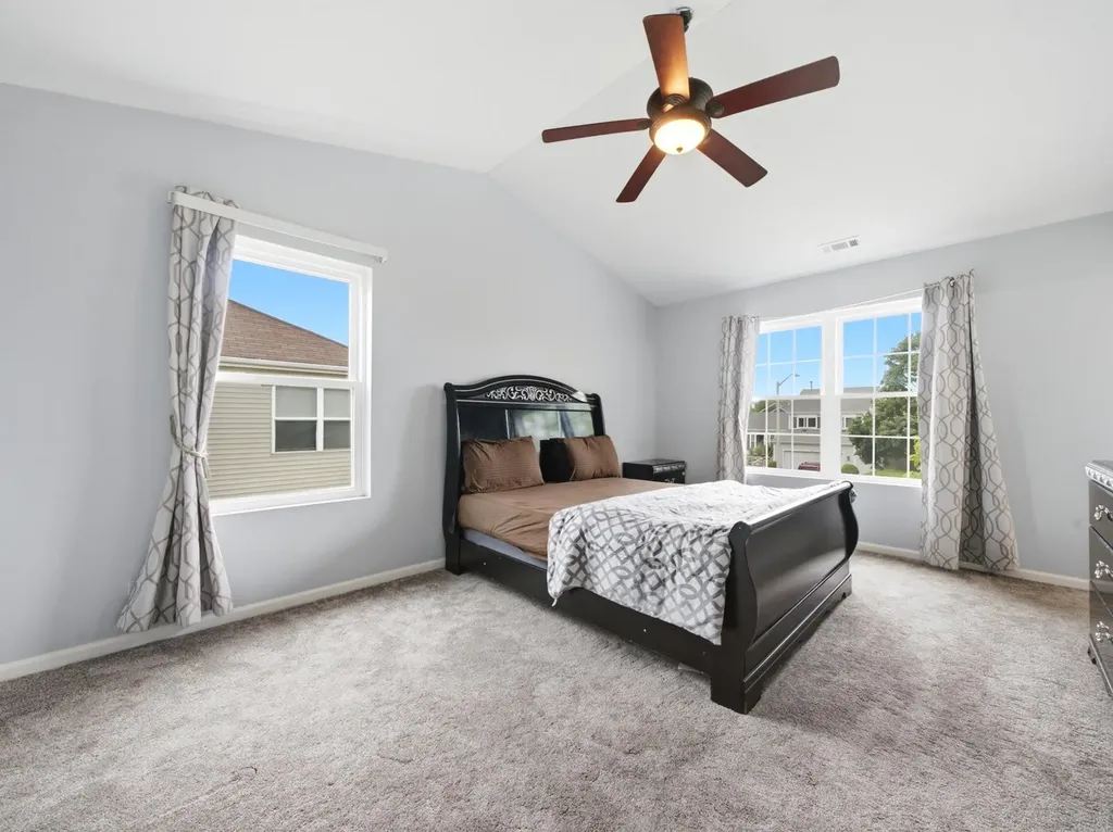601 Greystone Lane Bolingbrook IL 60440