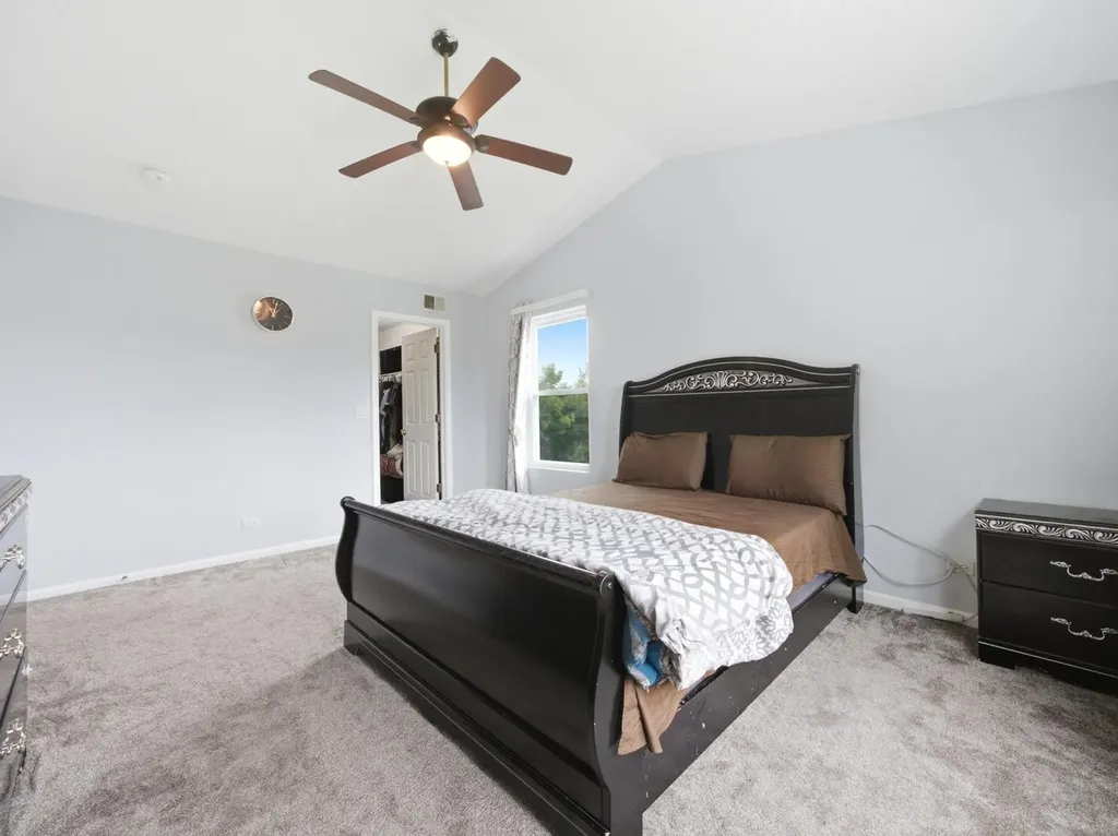 601 Greystone Lane Bolingbrook IL 60440