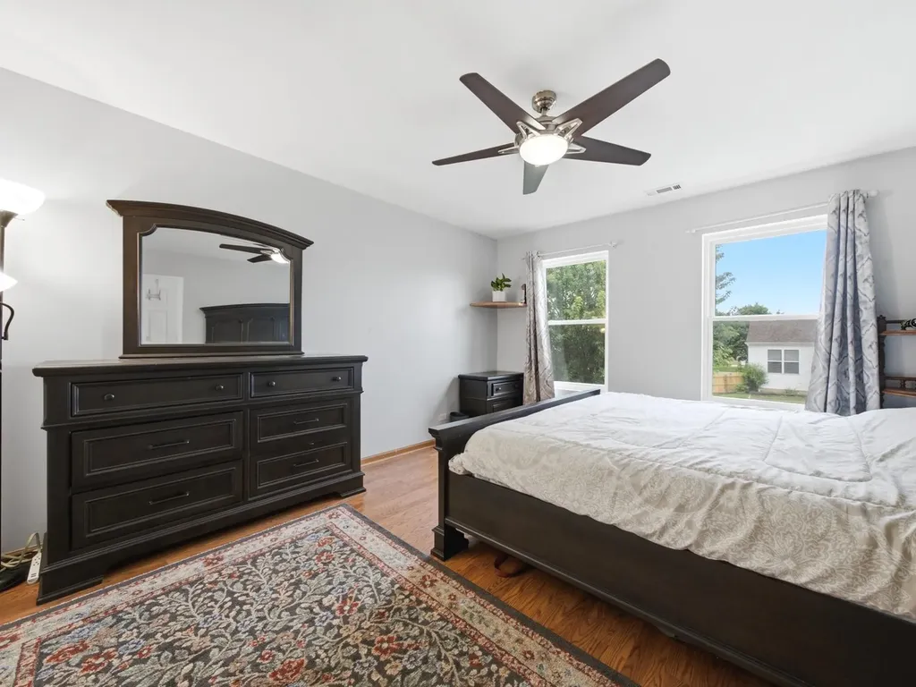 601 Greystone Lane Bolingbrook IL 60440