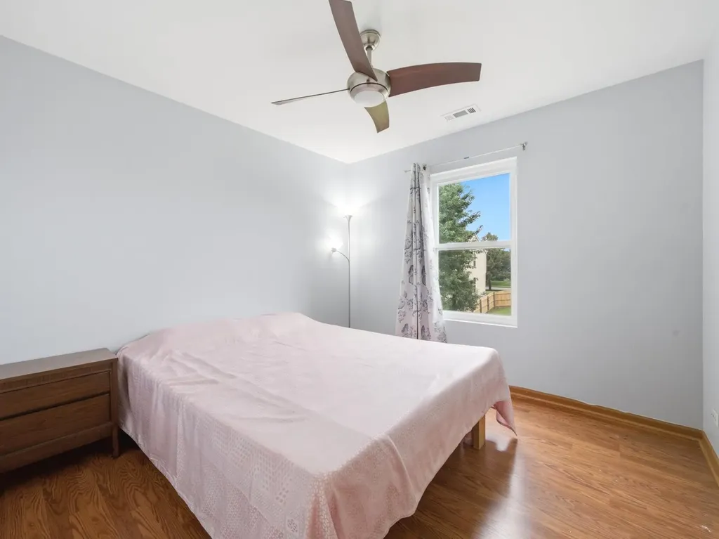 601 Greystone Lane Bolingbrook IL 60440
