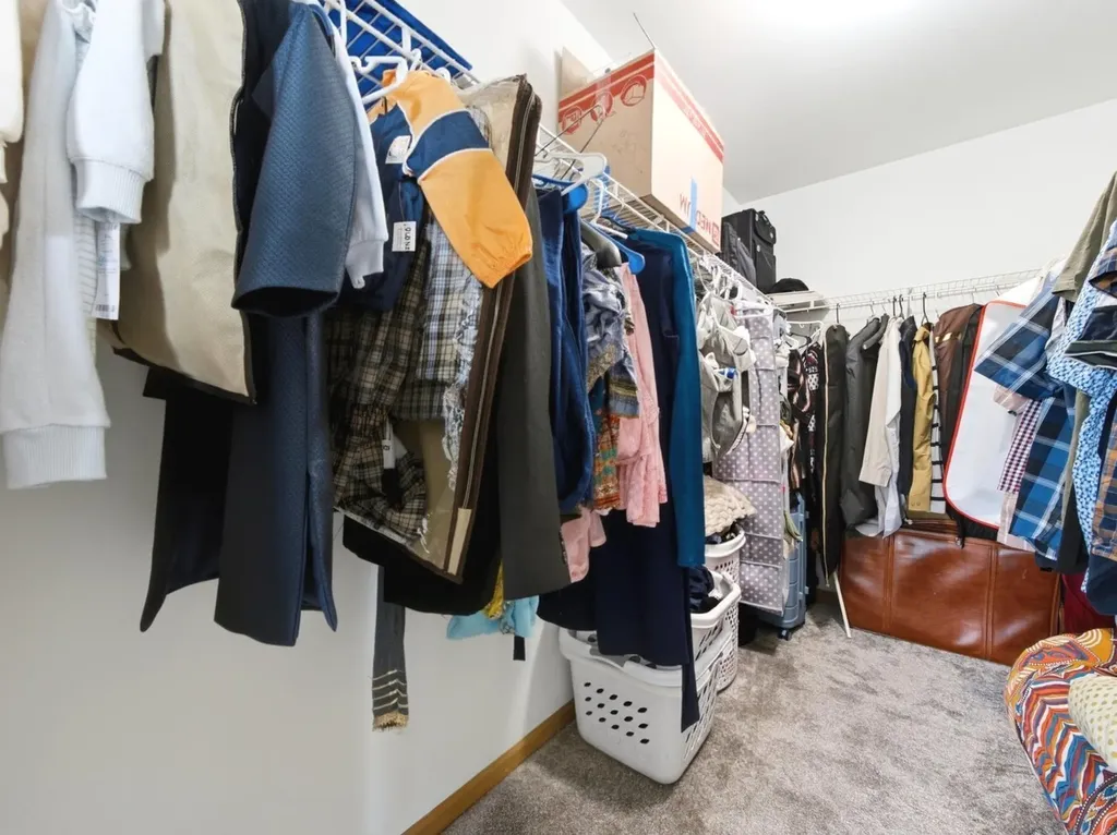 601 Greystone Lane Bolingbrook IL 60440