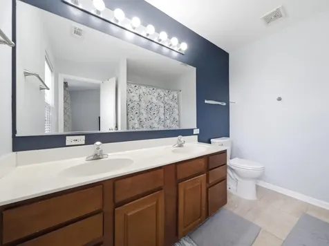 601 Greystone Lane Bolingbrook IL 60440