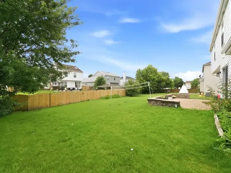 601 Greystone Lane Bolingbrook IL 60440