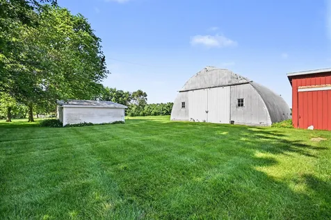 28548 South Cottage Grove Avenue Beecher IL 60401