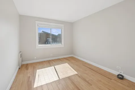 5251 Galitz Street Skokie IL 60077
