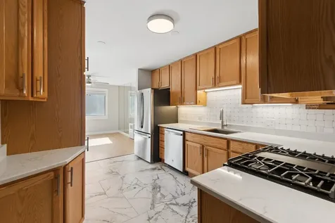 5251 Galitz Street Skokie IL 60077