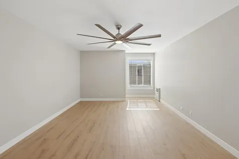 5251 Galitz Street Skokie IL 60077
