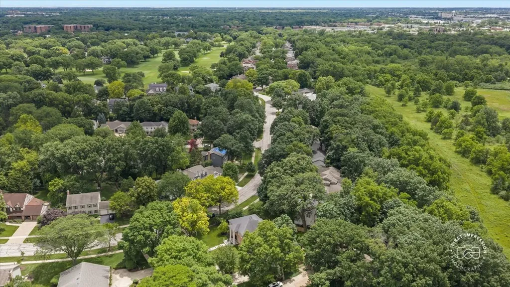 1415 Heatherton Drive Naperville IL 60563