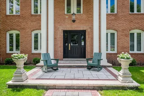 1415 Heatherton Drive Naperville IL 60563