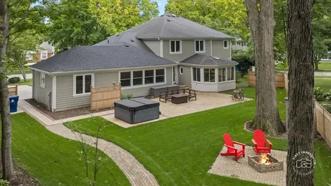 1415 Heatherton Drive Naperville IL 60563