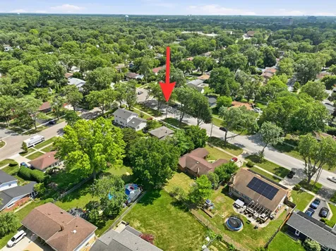 742 East Baldwin Road Palatine IL 60074