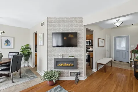 22975 Westwind Drive Richton Park IL 60471