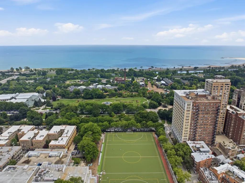 319 West Webster Avenue Chicago IL 60614