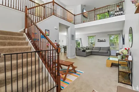 512 South Jade Lane Round Lake IL 60073