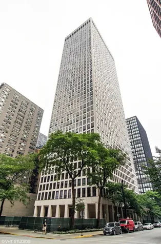 260 East Chestnut Street Chicago IL 60611