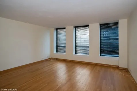 260 East Chestnut Street Chicago IL 60611