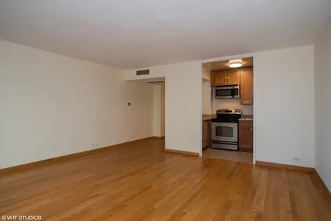 260 East Chestnut Street Chicago IL 60611