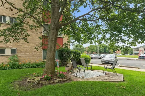 2634 Central Drive Flossmoor IL 60422