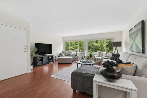 2634 Central Drive Flossmoor IL 60422