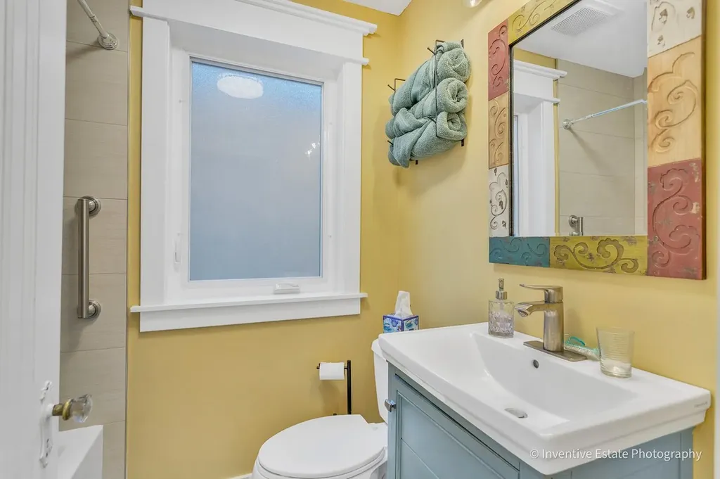 6007 North Newburg Avenue Chicago IL 60631