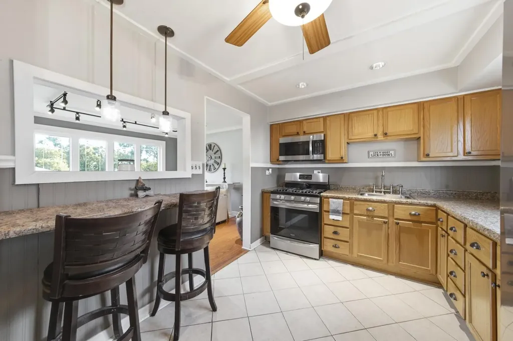 103 East 14th Street Lombard IL 60148