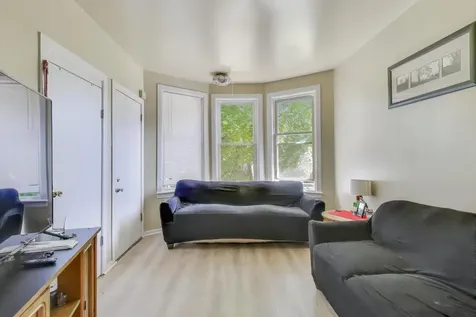 4322 North Monticello Avenue Chicago IL 60618
