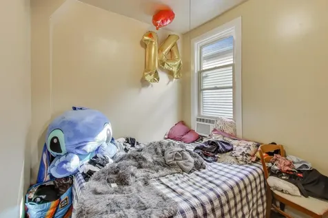 4322 North Monticello Avenue Chicago IL 60618