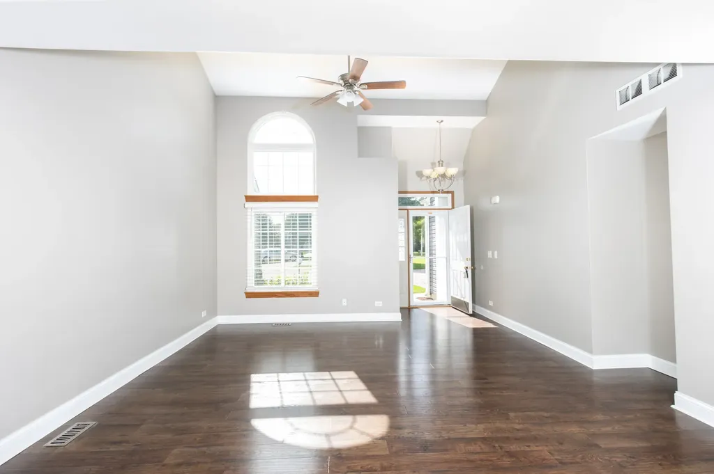 840 Dogwood Lane Lake In The Hills IL 60156